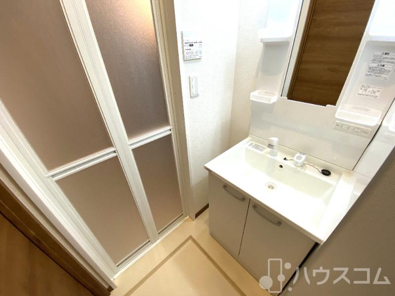 洗面設備　シャンプードレッサー付き！