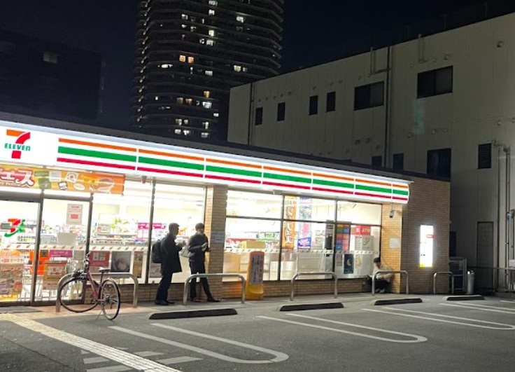 コンビニ　セブンイレブン 西宮津門大塚町店（コンビニ）まで407m