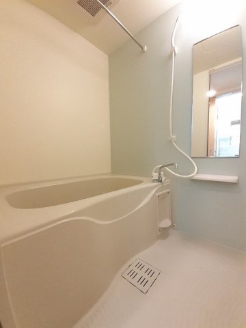 バス・シャワールーム　お風呂で日々の疲れを落としましょう
