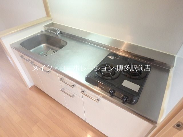 キッチン　※同物件、別部屋の写真です。