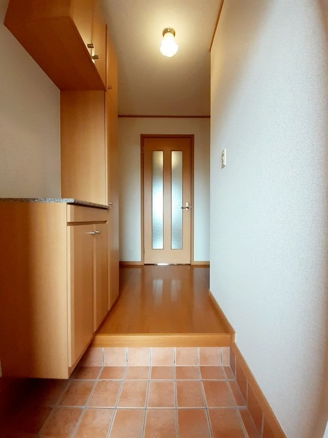 玄関　図面と現状に相違がある場合には現状を優先