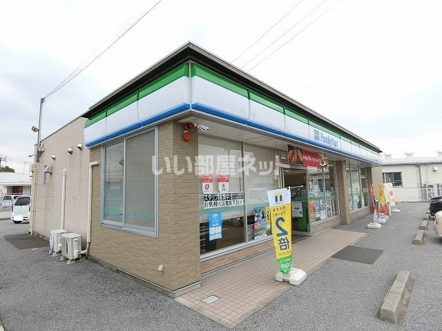 コンビニ　ファミリーマート 大垣長松町店（コンビニ）まで992m