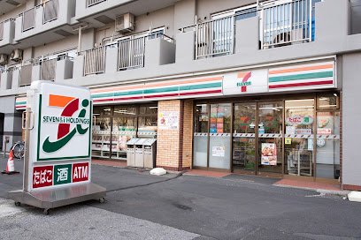 コンビニ　セブンイレブン 女子学習院店（コンビニ）まで386m