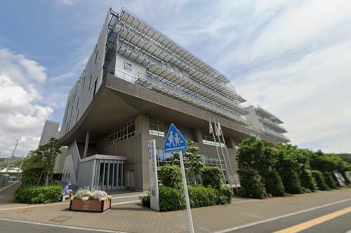 役所　横浜市港南区役所（役所）まで1194m