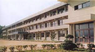 中学校　斑鳩中学校（中学校）まで1534m