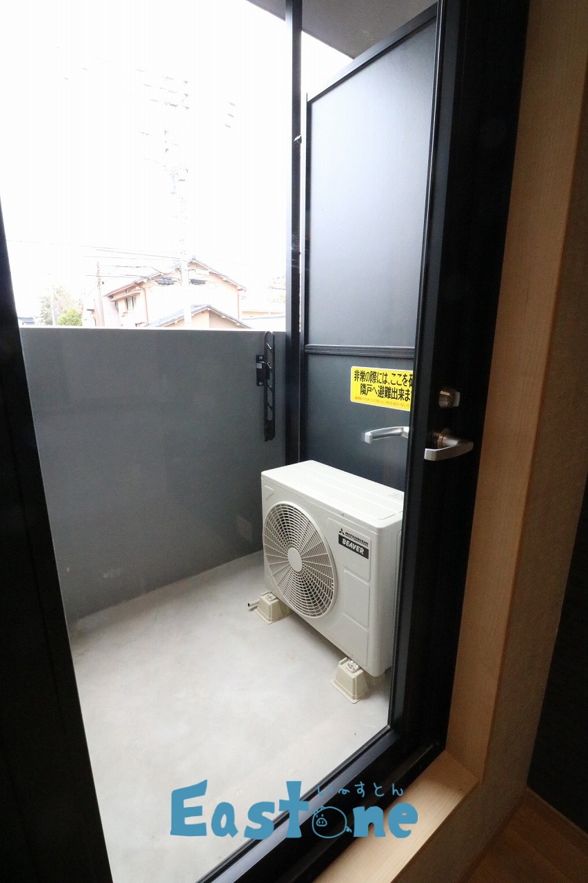 バルコニー　東向きバルコニーで朝の目覚めが良い♪