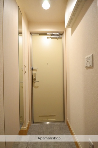 ＪＲ上越線 高崎問屋町駅 徒歩15分 3階建 築10年の玄関写真