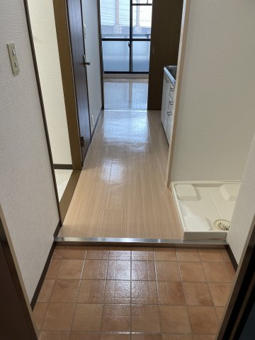 サンロイヤル文の里の玄関写真