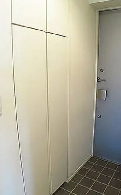 玄関　※別部屋の参考写真です。