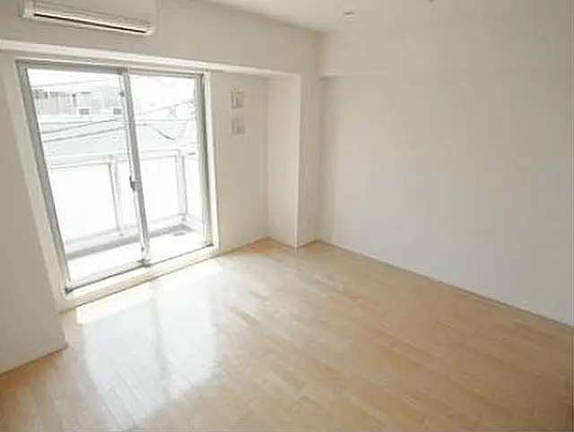 居室・リビング　※別部屋の参考写真です。