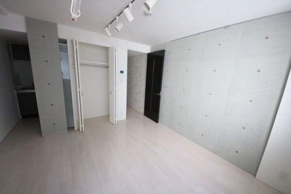 居室・リビング　※写真は同じマンションの違う部屋のものになります。