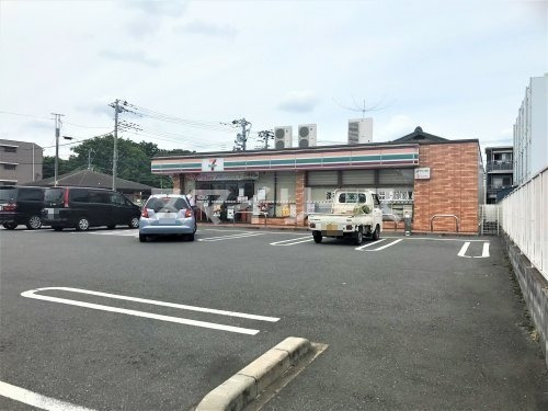 コンビニ　セブンイレブン 南流山郵便局前店（コンビニ）まで405m