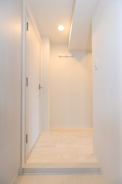玄関　★《見学予約受け付け中》設備充実のハイグレード賃貸マンション