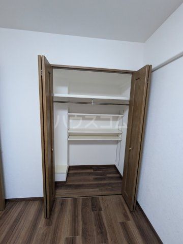 オーベルグランディオ八千代中央参番館の内装写真