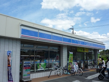 コンビニ　ローソン 枚方長尾荒阪一丁目店（コンビニ）まで229m