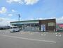 コンビニ　ファミリーマート人吉錦町西店（コンビニ）まで400m