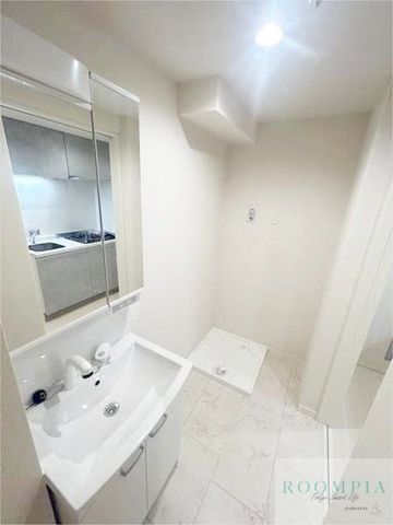 メイクスミニ新宿落合の内装写真