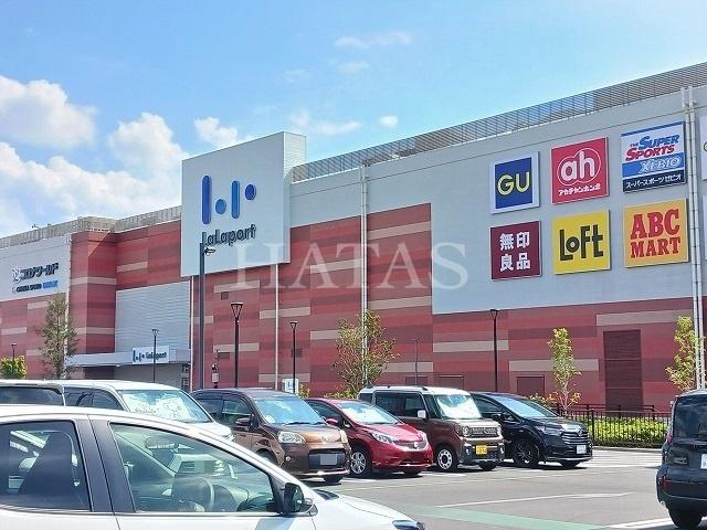 ショッピングセンター　ららぽーと安城店（ショッピングセンター）まで1800m