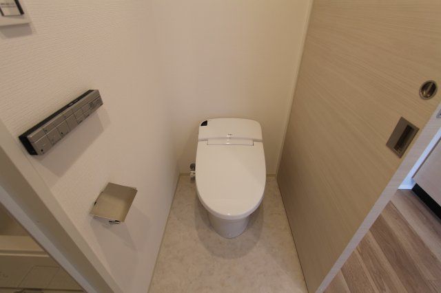 プラウドフラット外神田のトイレ写真