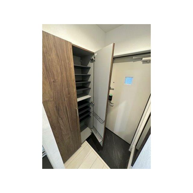 玄関　同施工写真です。