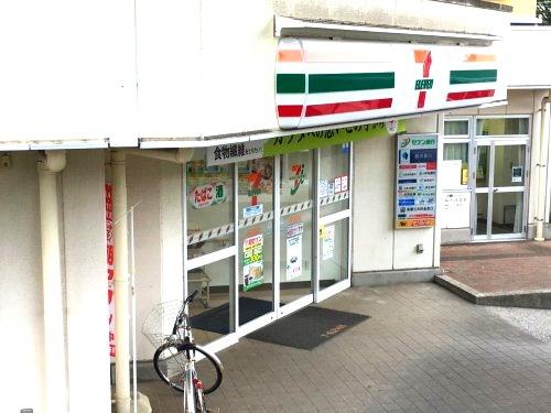 コンビニ　セブンイレブン URくぬぎ台団地店（コンビニ）まで631m