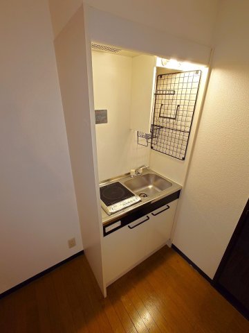 阪急京都線 上新庄駅 徒歩8分 5階建 築34年のキッチン写真