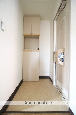 岡山電軌清輝橋線 清輝橋駅 徒歩64分 2階建 築41年の玄関写真