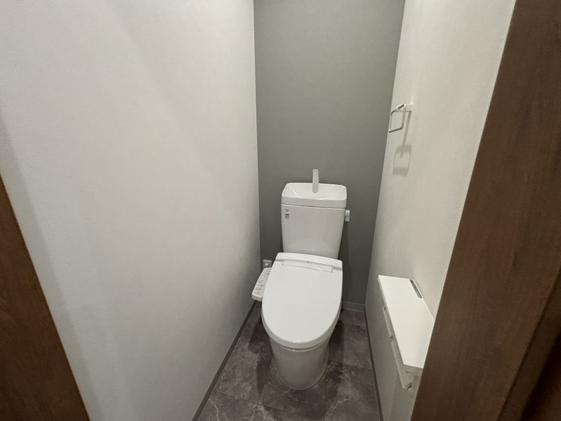 オーシャンコート姫路A棟のトイレ写真