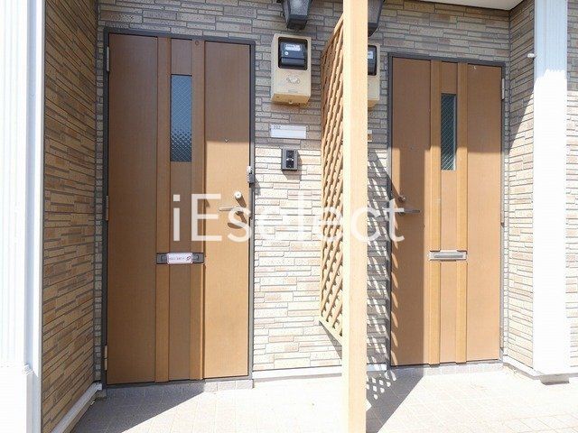 エントランス　玄関へのアプローチ