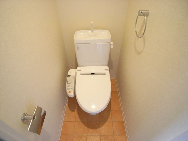 トイレ　ウォシュレット