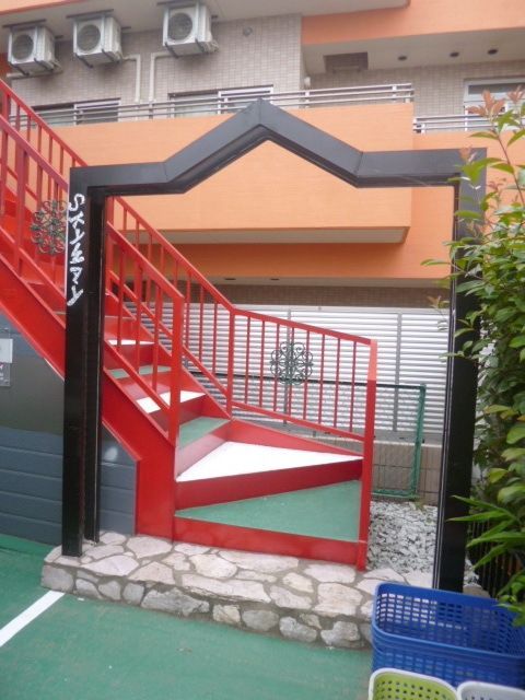 エントランス　★お部屋探しは株式会社タウンハウジング東京まで★