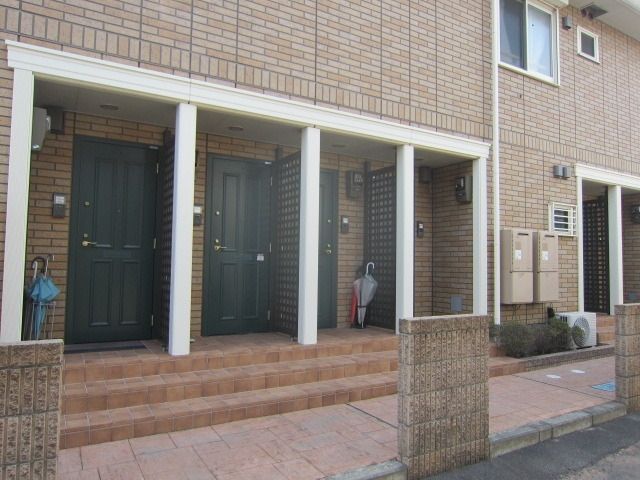 エントランス　★お問い合わせはタウンハウジングまで★