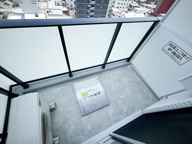 バルコニー　バルコニー