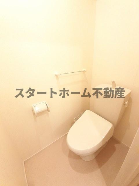 ＪＲ徳島線 府中駅 徒歩14分 2階建 築9年のトイレ写真