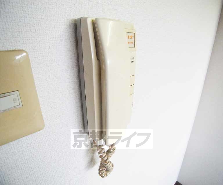 セキュリティ　４０１号室１ＤＫ写真です　注）ＴＶモニターはついておりません