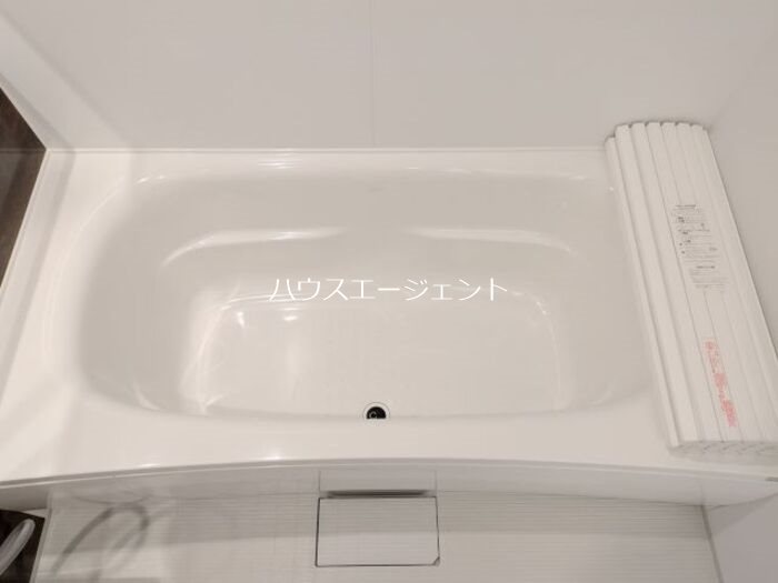 バス・シャワールーム　バス・トイレ別です。