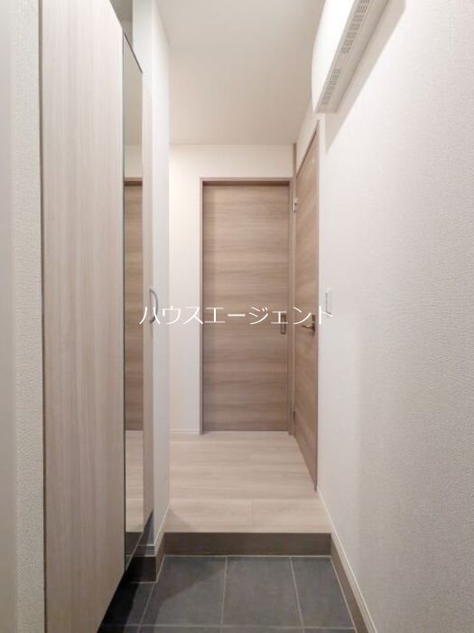 玄関　玄関です。
