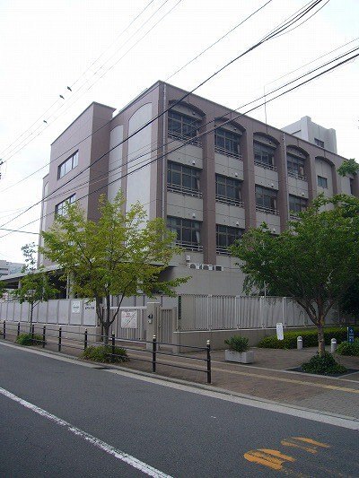小学校　大阪市立扇町小学校（小学校）まで744m