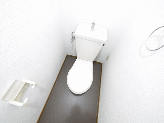 トイレ　落ち着いたトイレです