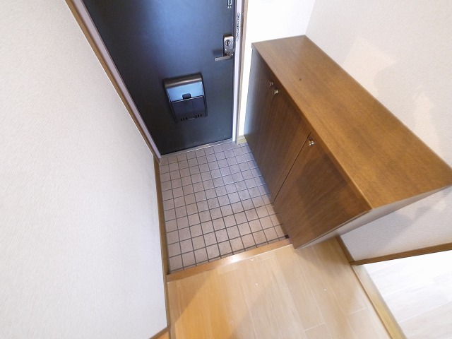 玄関　収納もある玄関です