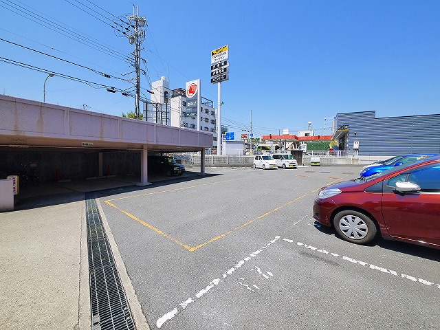 駐車場　駐車場があります