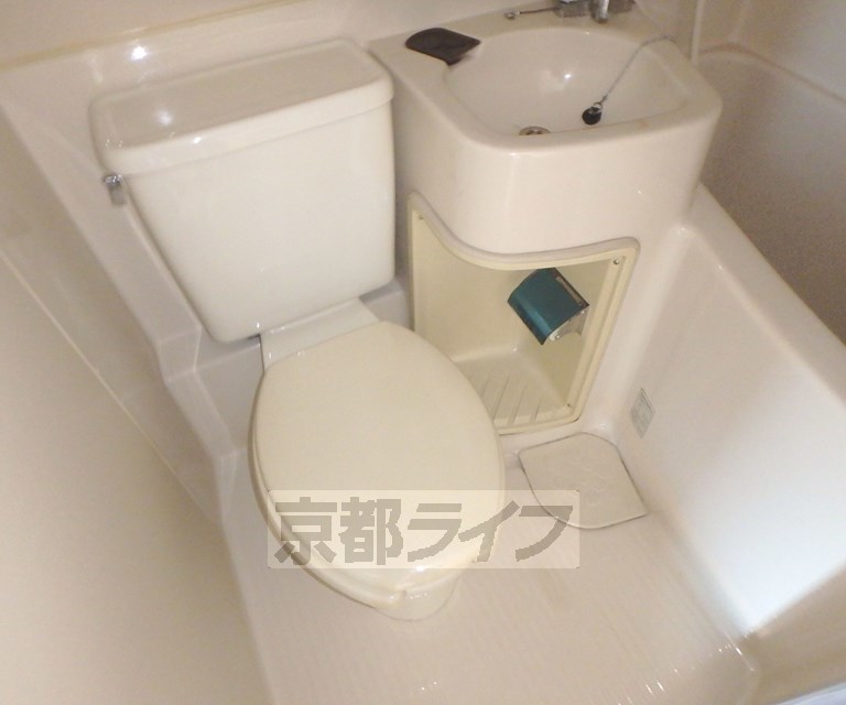 スイング岡崎のトイレ写真
