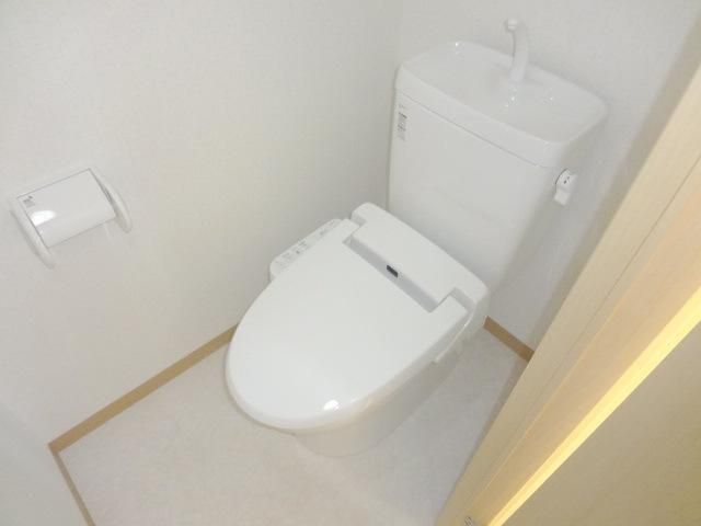 トイレ　★お部屋探しは株式会社タウンハウジング東京まで★