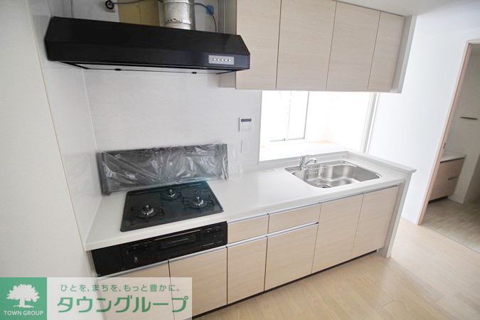 キッチン　同物件別部屋写真