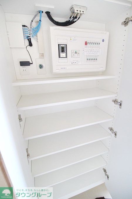 収納　同物件別部屋写真
