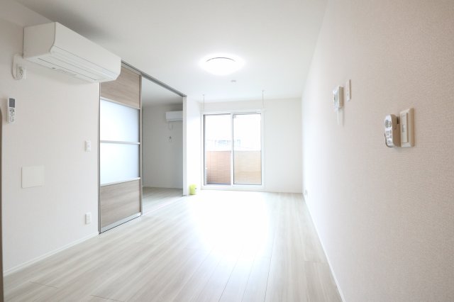 ドルフエンデ美堀の居間写真