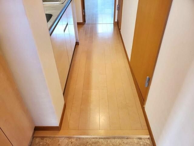 玄関　別部屋参照画像