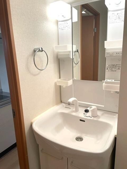 洗面設備　別部屋参照画像