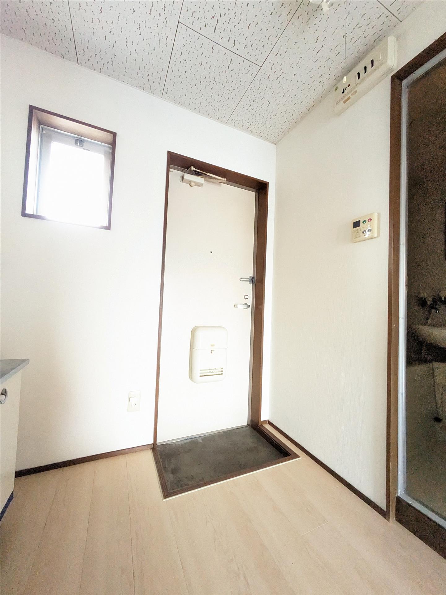 ヴィラ稗田の玄関写真