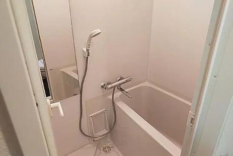 バス・シャワールーム　参考写真：別部屋タイプ